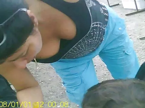 مادر بزرگ خانواده شا ...
